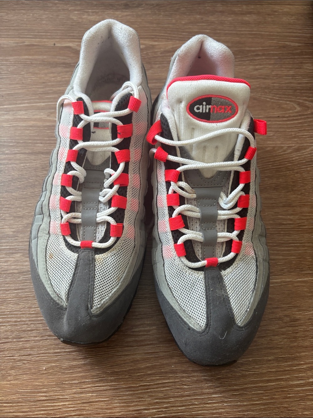 Nike Air Max Men's Gray and Red Accent Sneakers
